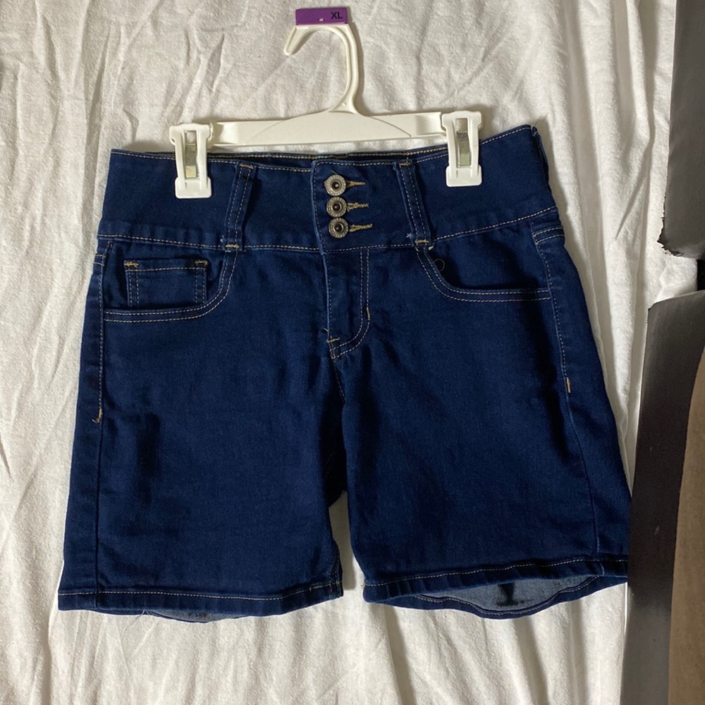 Low Sitting Tight Denim Shorts